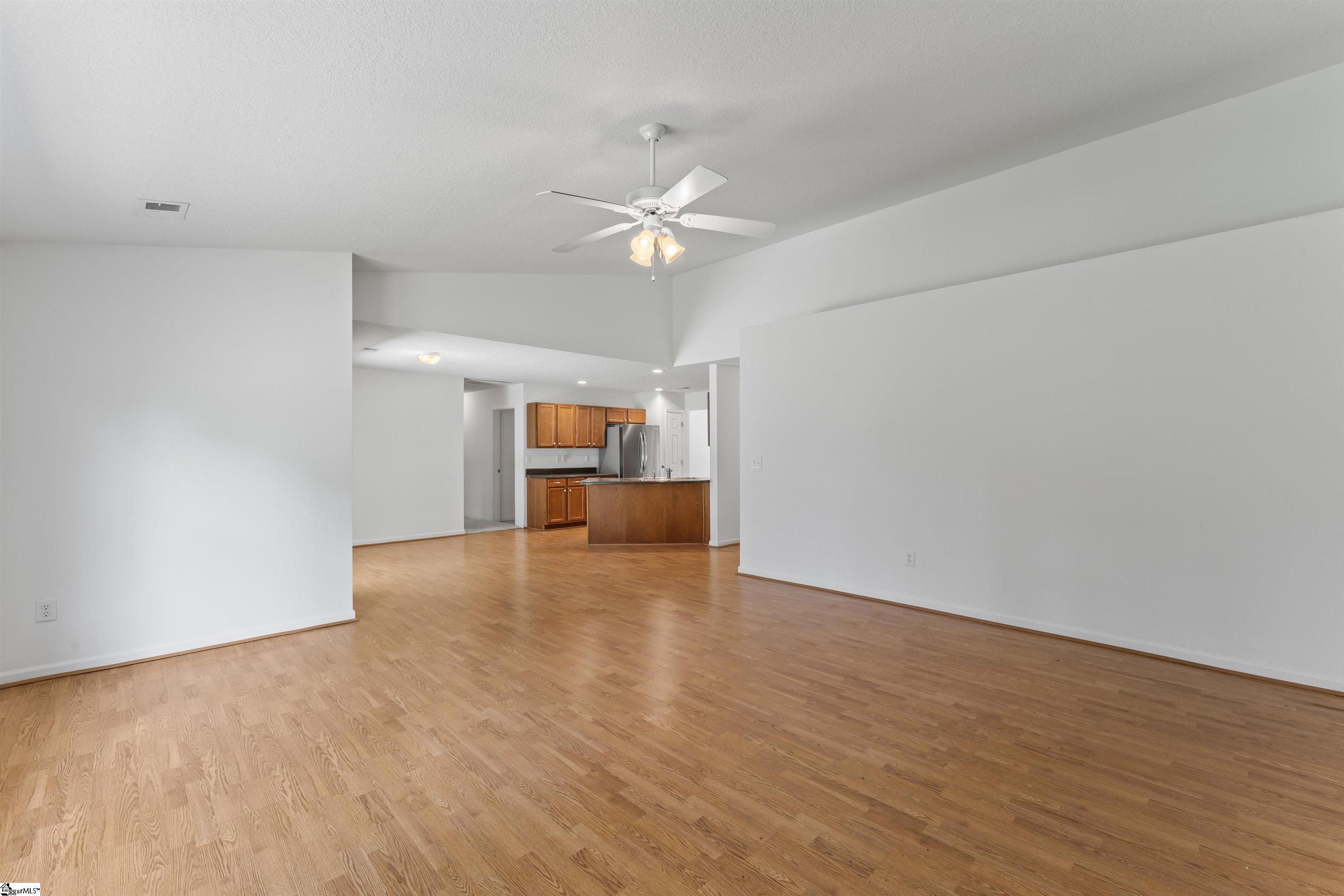 Anderson, South Carolina 29621, United States, 3 Bedrooms Bedrooms, ,2 BathroomsBathrooms,Residential,Pending,154770