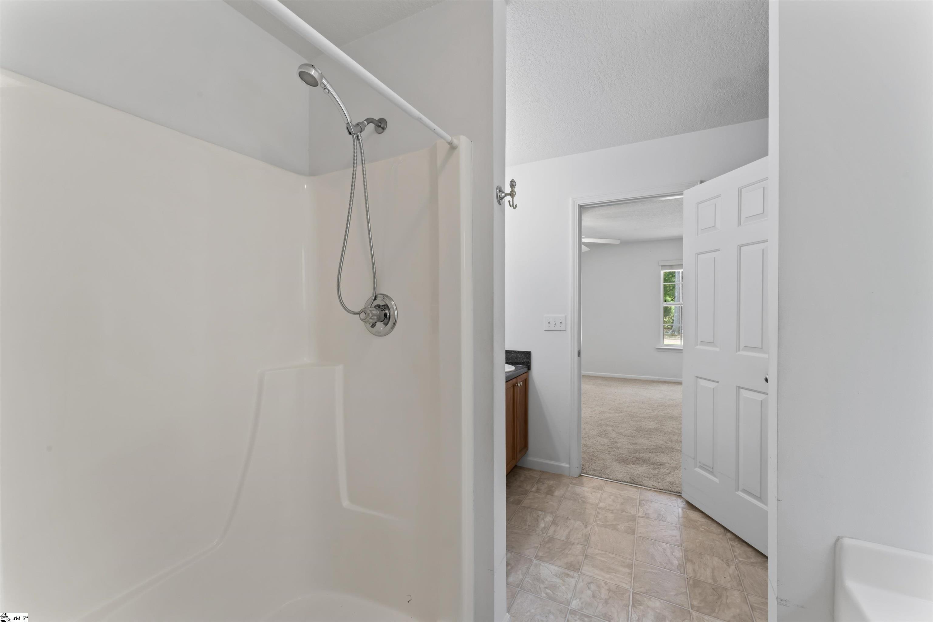 Anderson, South Carolina 29621, United States, 3 Bedrooms Bedrooms, ,2 BathroomsBathrooms,Residential,Pending,154770