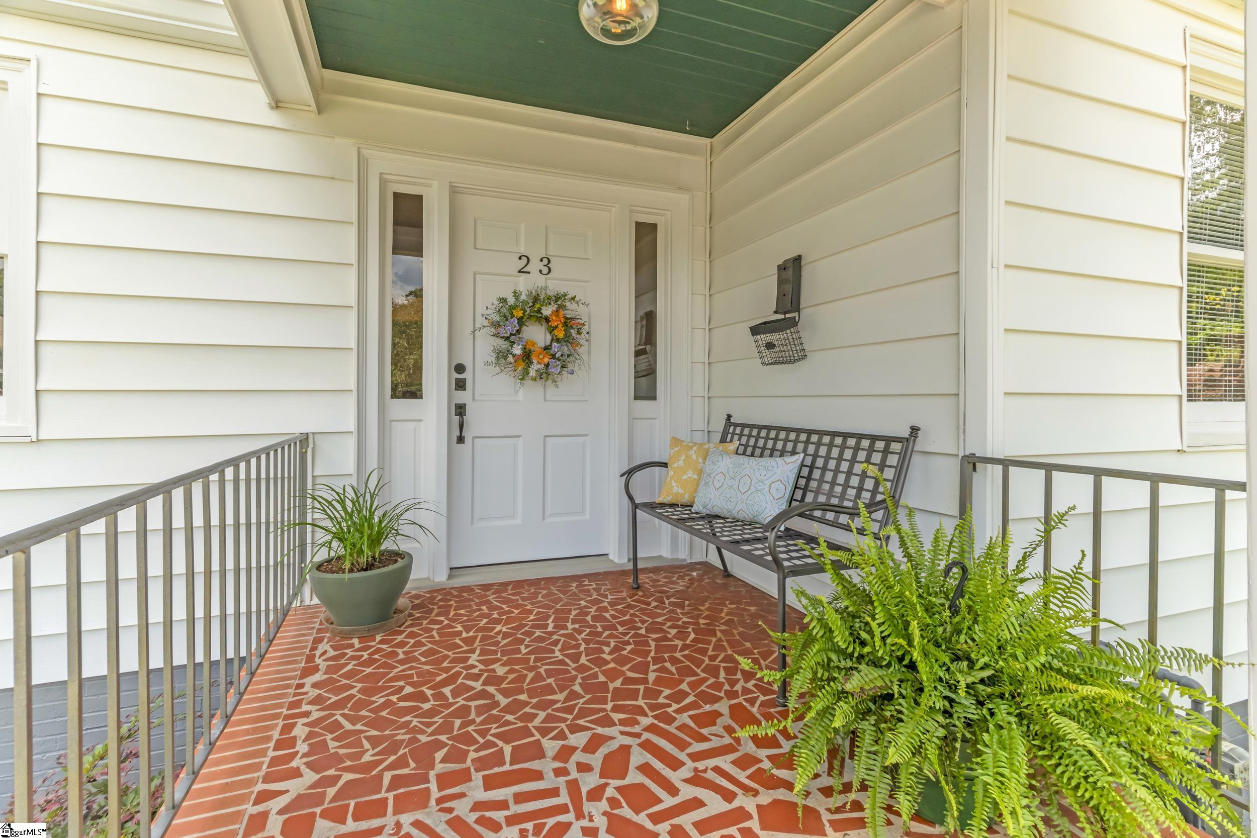 23 Buist Avenue