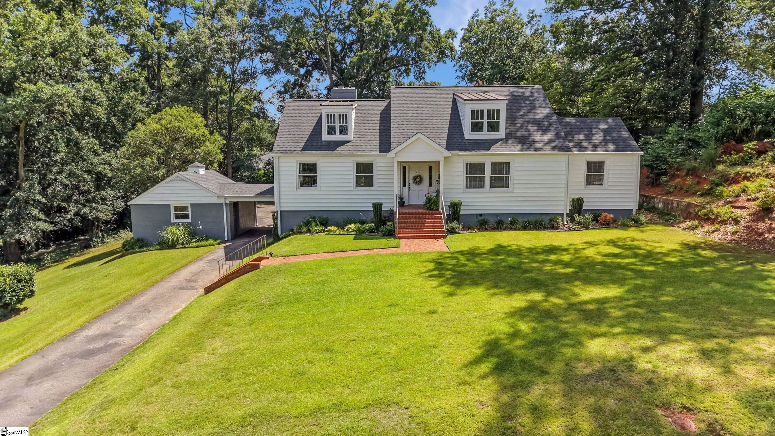 23 Buist Avenue