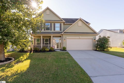 Photo of 124 Caledonia Drive, Easley, SC 29642 (MLS # 1605043)