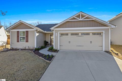 Photo of 744 Parkside Drive, Woodruff, SC 29388 (MLS # 1577334)