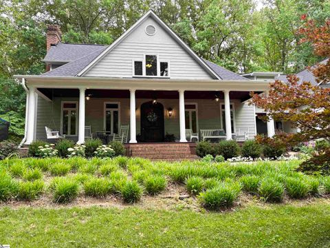 Photo of 326 Arledge Road, Landrum, SC 29356 (MLS # 1592623)