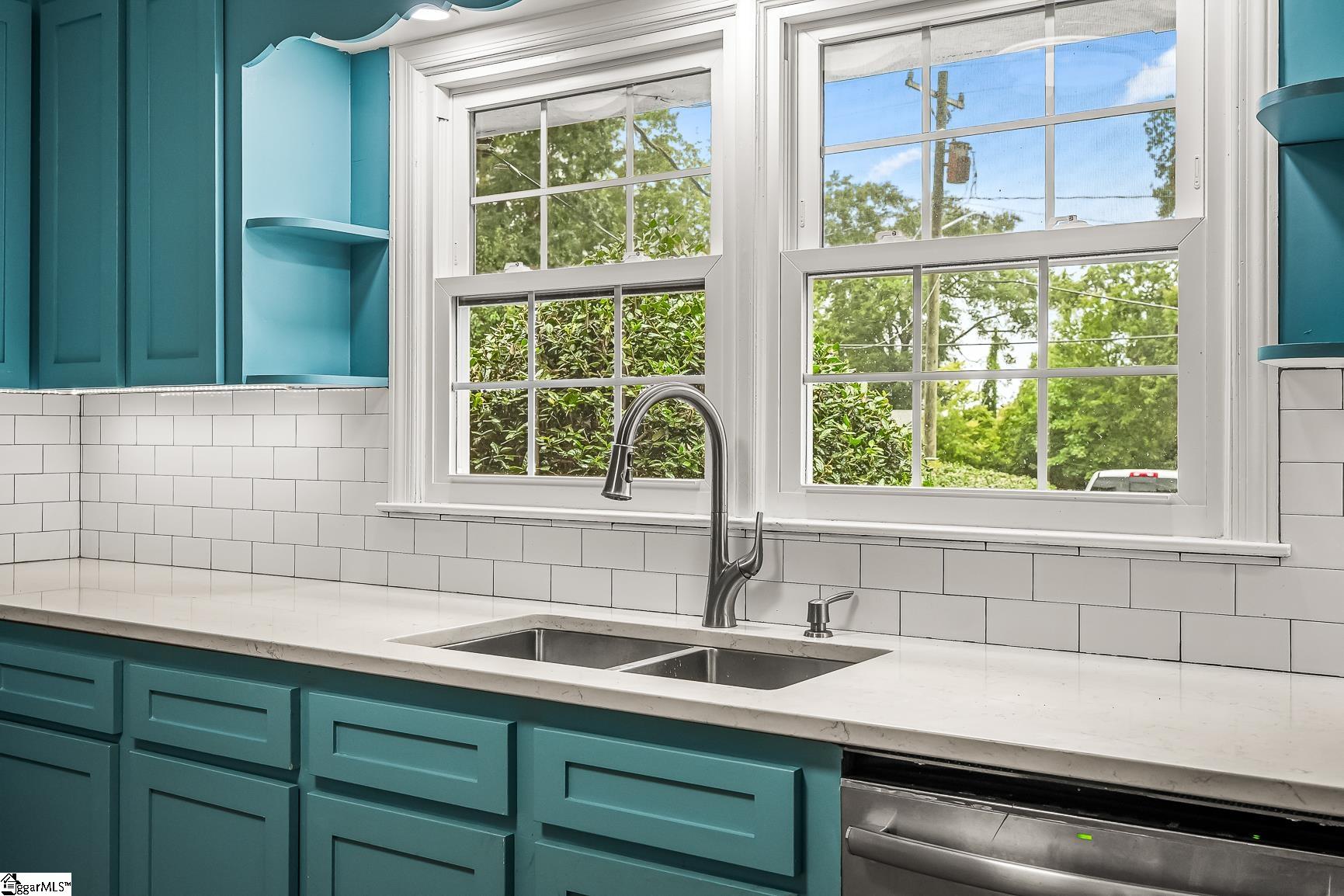 Anderson, South Carolina 29621, United States, 3 Bedrooms Bedrooms, ,2 BathroomsBathrooms,Residential,Active,190201