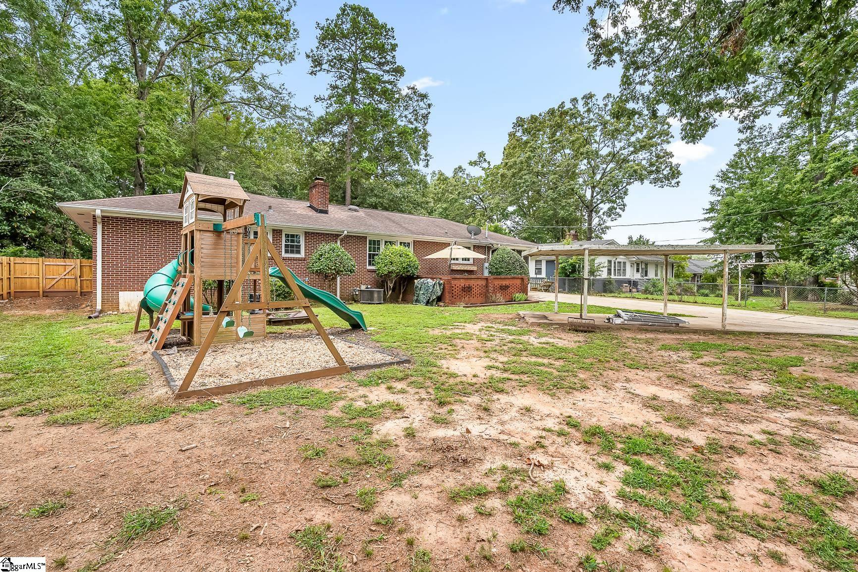 Anderson, South Carolina 29621, United States, 3 Bedrooms Bedrooms, ,2 BathroomsBathrooms,Residential,Active,190201