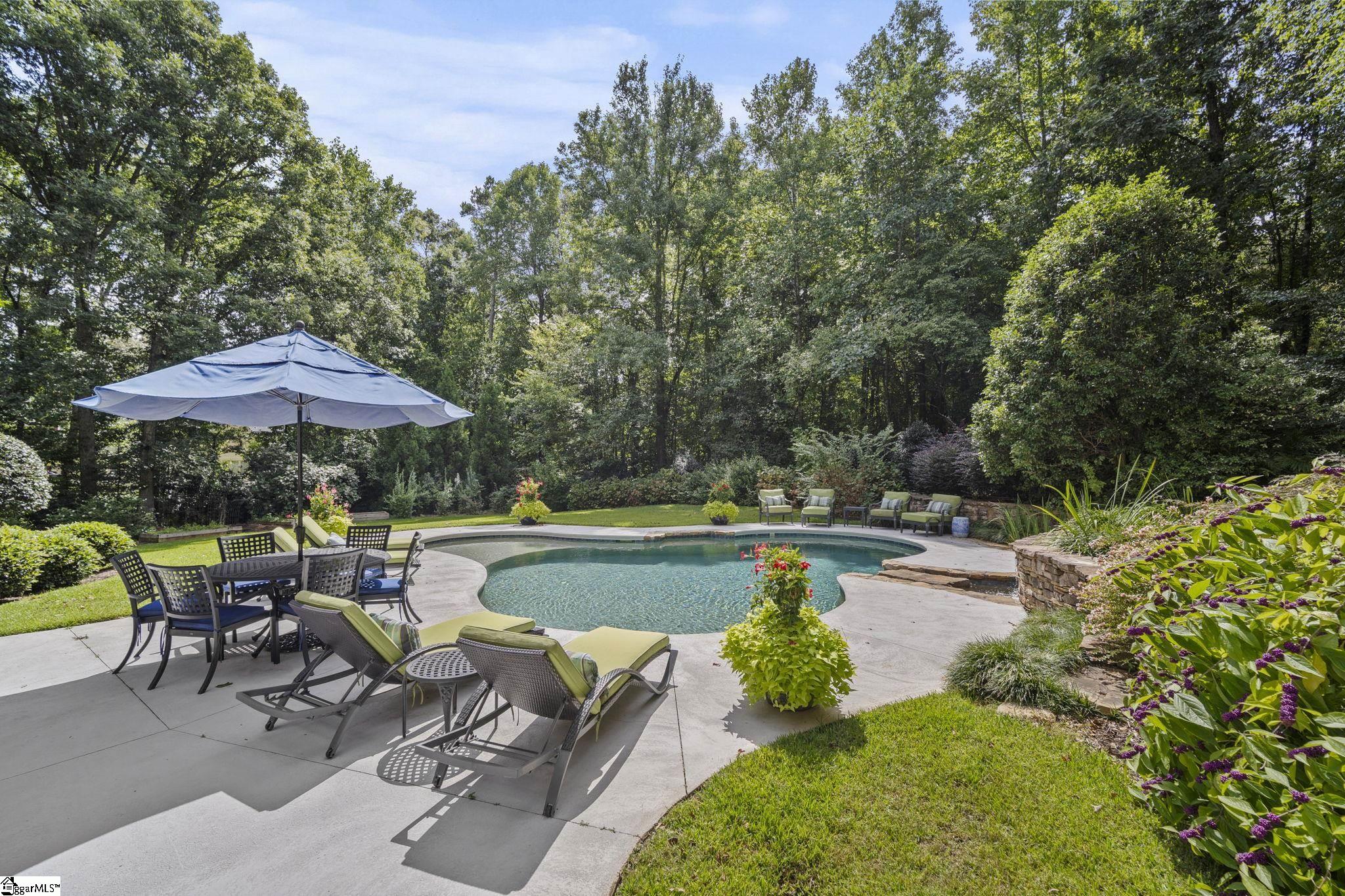 Greenville, South Carolina 29615, United States, 4 Bedrooms Bedrooms, ,5 BathroomsBathrooms,Residential,Contingent,78093