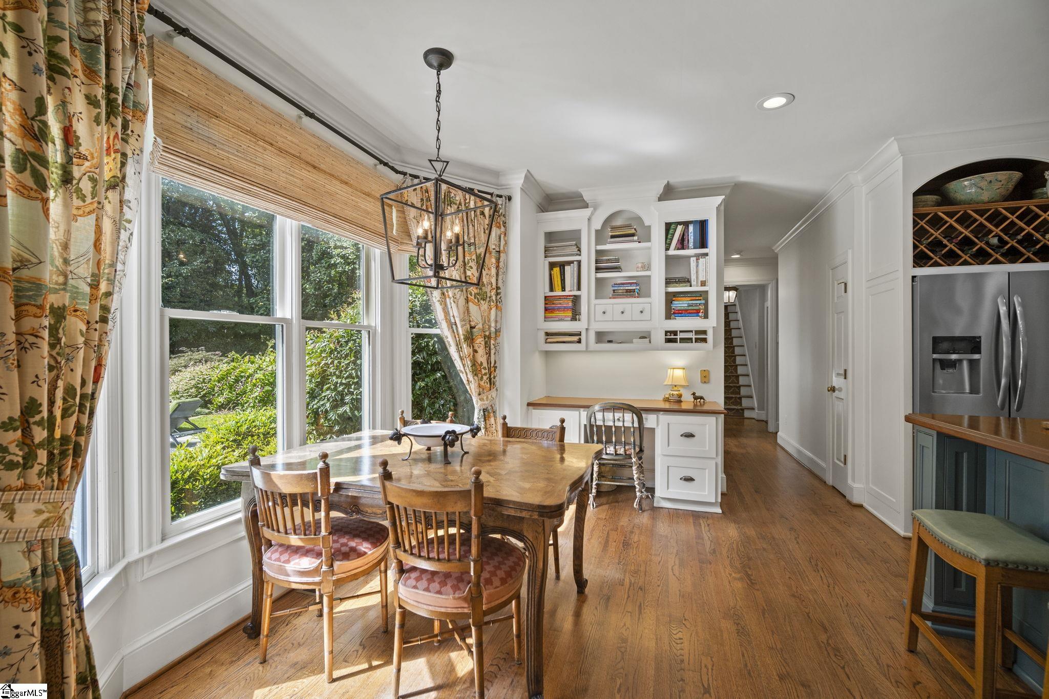 Greenville, South Carolina 29615, United States, 4 Bedrooms Bedrooms, ,5 BathroomsBathrooms,Residential,Contingent,78093