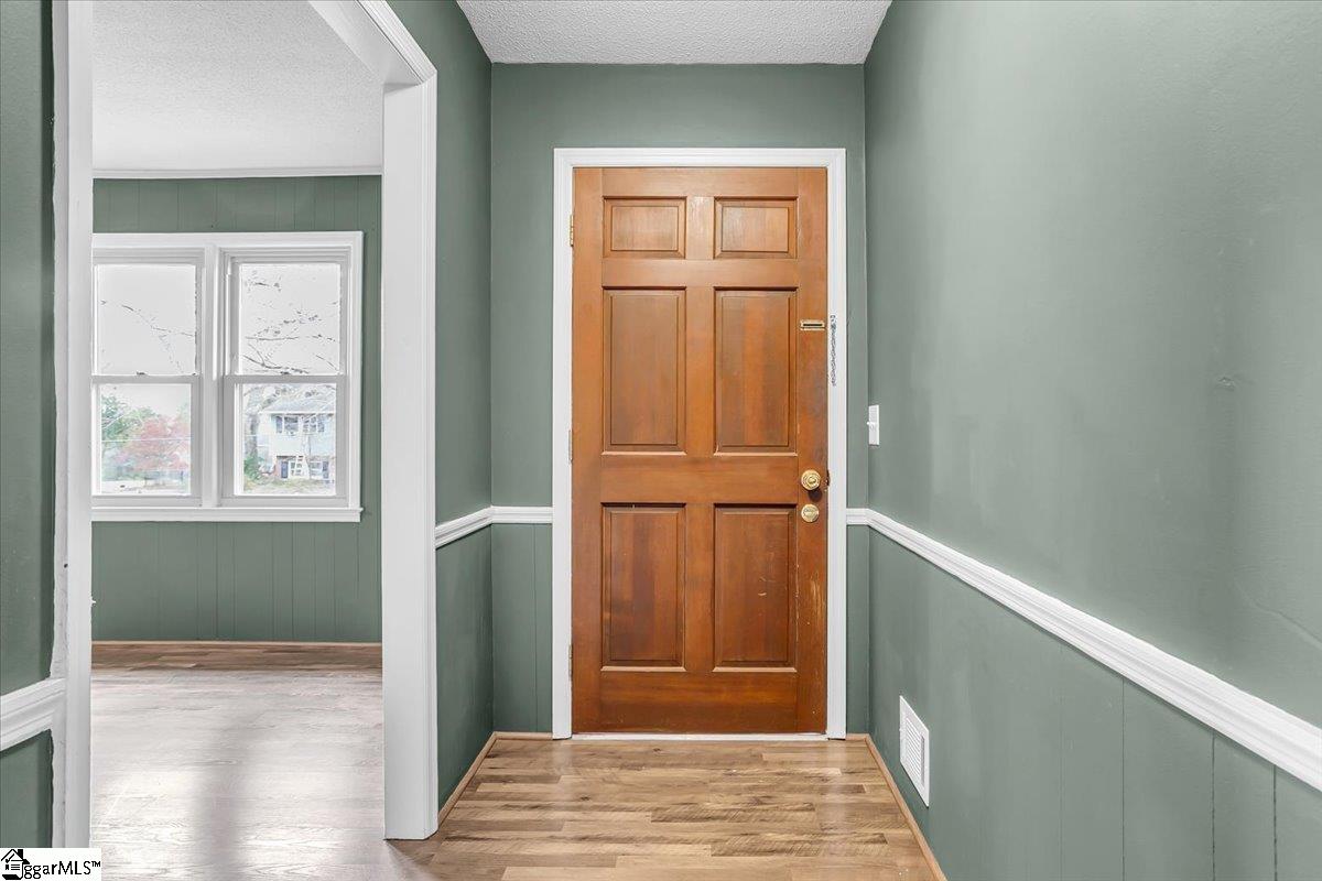 803 E Brookwood Drive