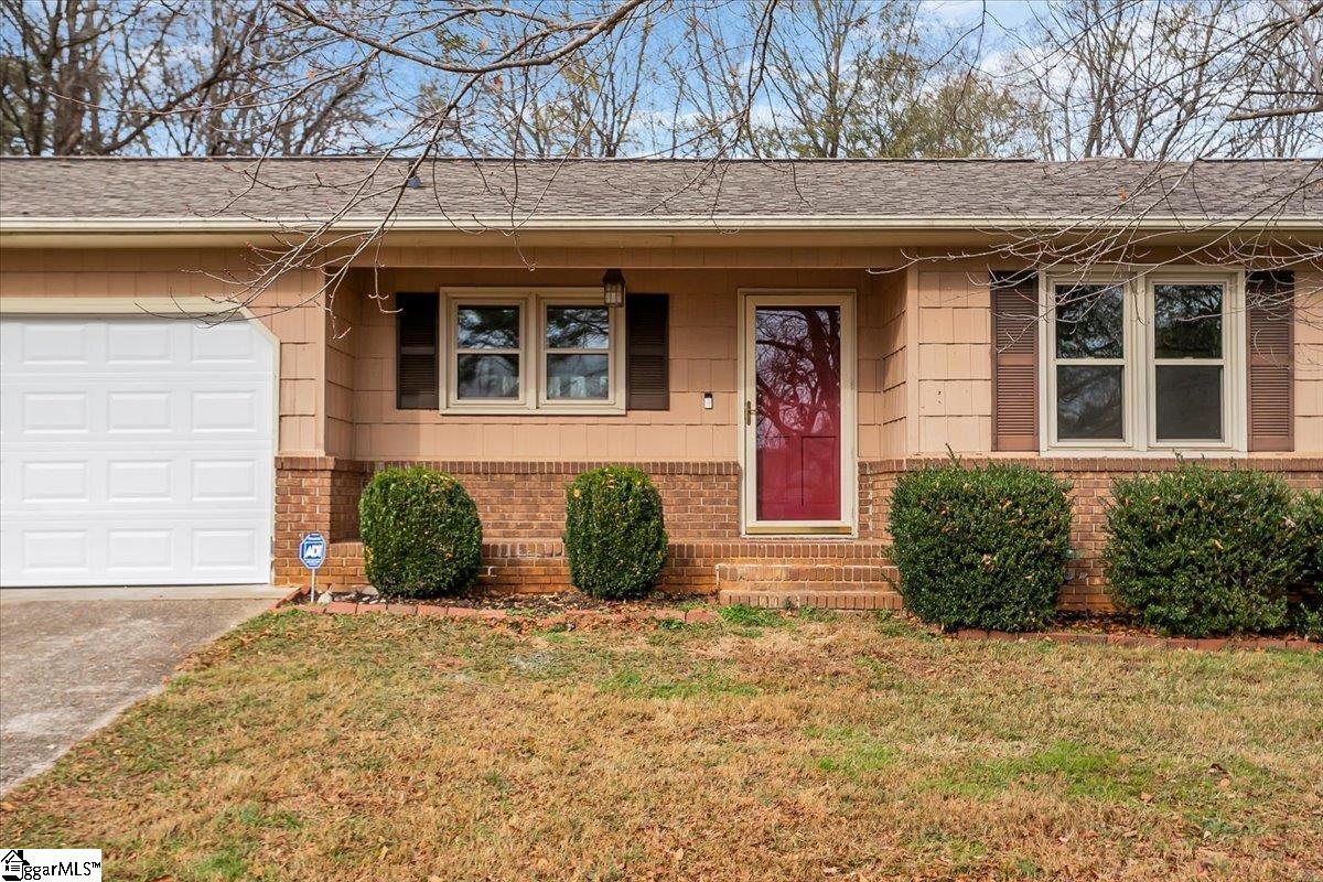 803 E Brookwood Drive