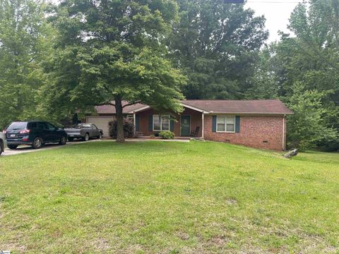 143 Lawton Street Greenwood SC 29649