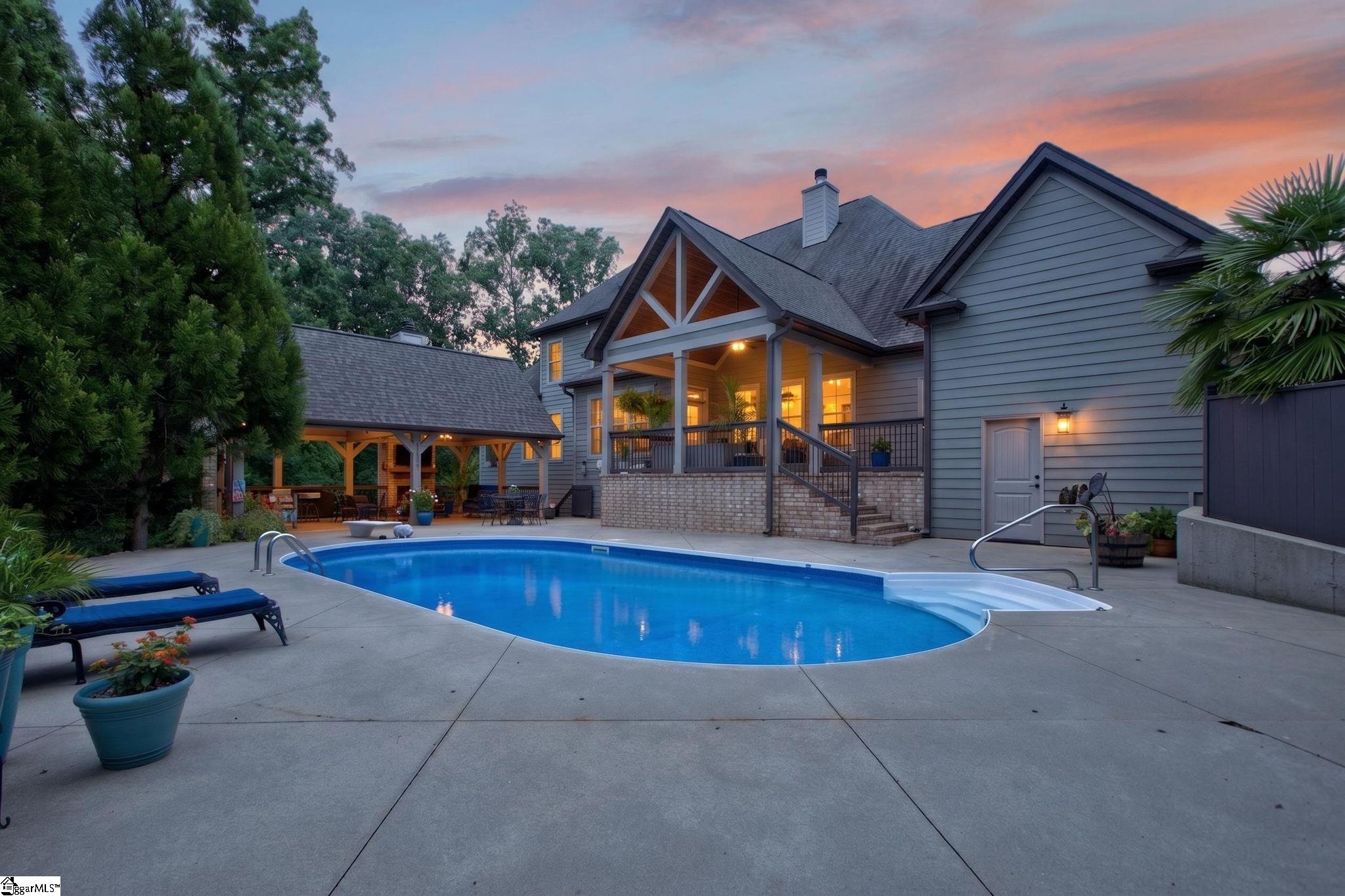 205 Scenic River Way
