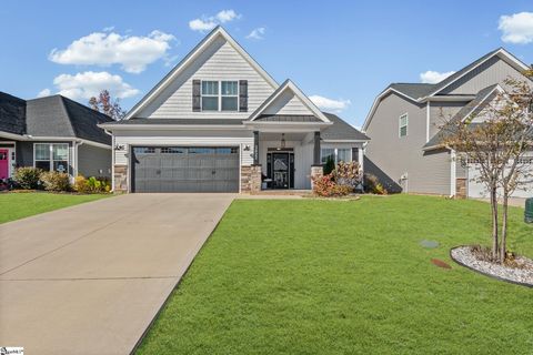 Photo of 1422 Almaden Street, Boiling Springs, SC 29316 (MLS # 1574347)