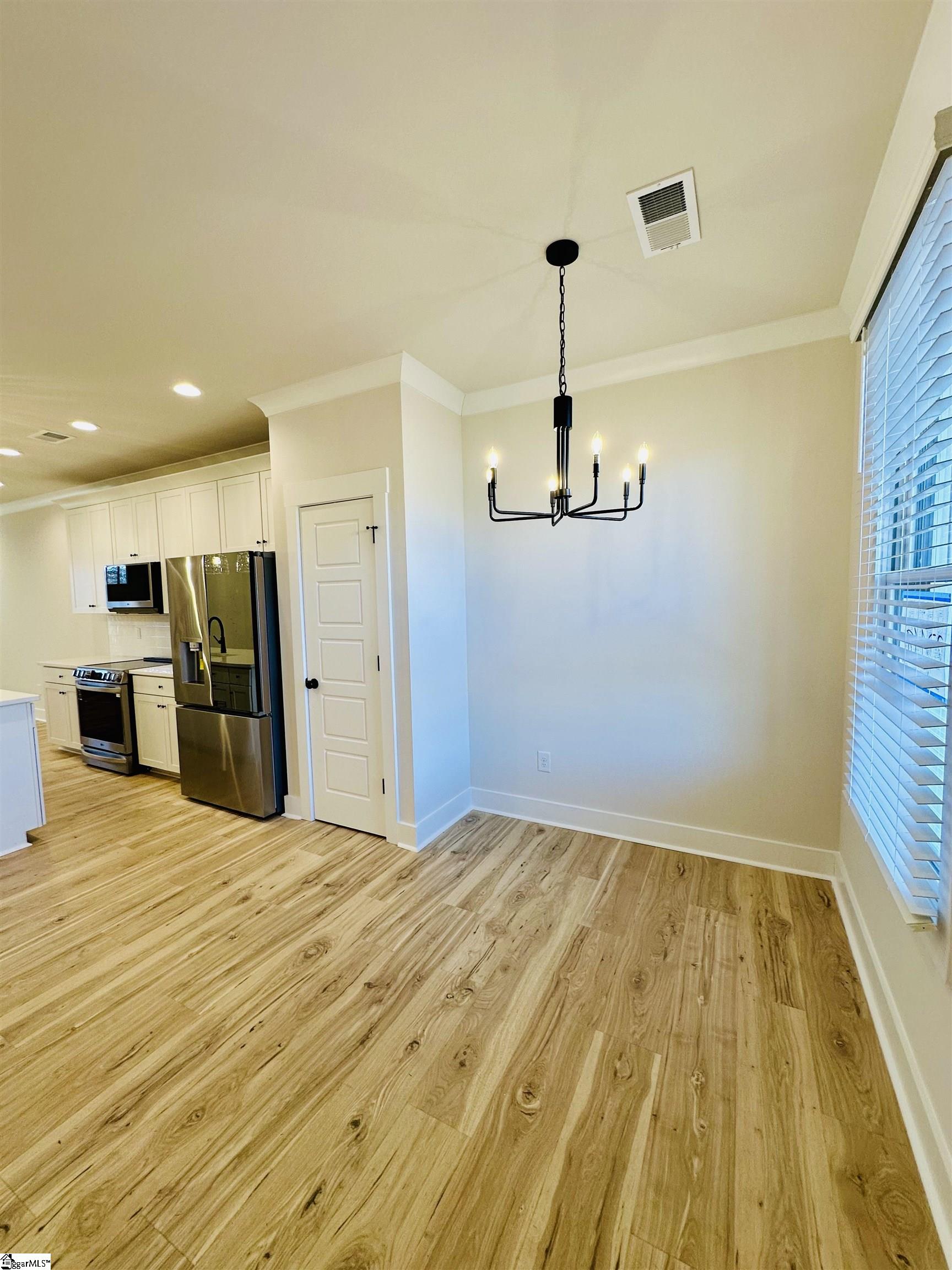 9 Hawthorne Lane Unit 102