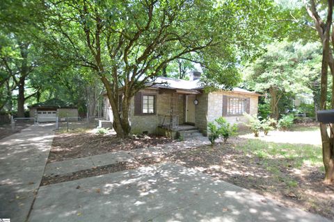 Photo of 304 E Blue Ridge Drive, Greenville, SC 29609 (MLS # 1593369)