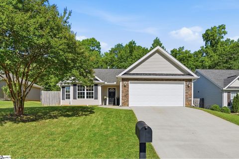 Photo of 123 Duraleigh Road, Anderson, SC 29621 (MLS # 1592410)