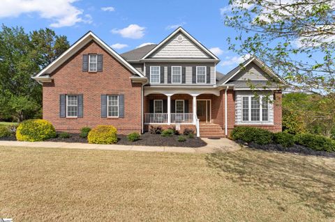 Photo of 112 Wilshire Drive, Easley, SC 29642 (MLS # 1587147)