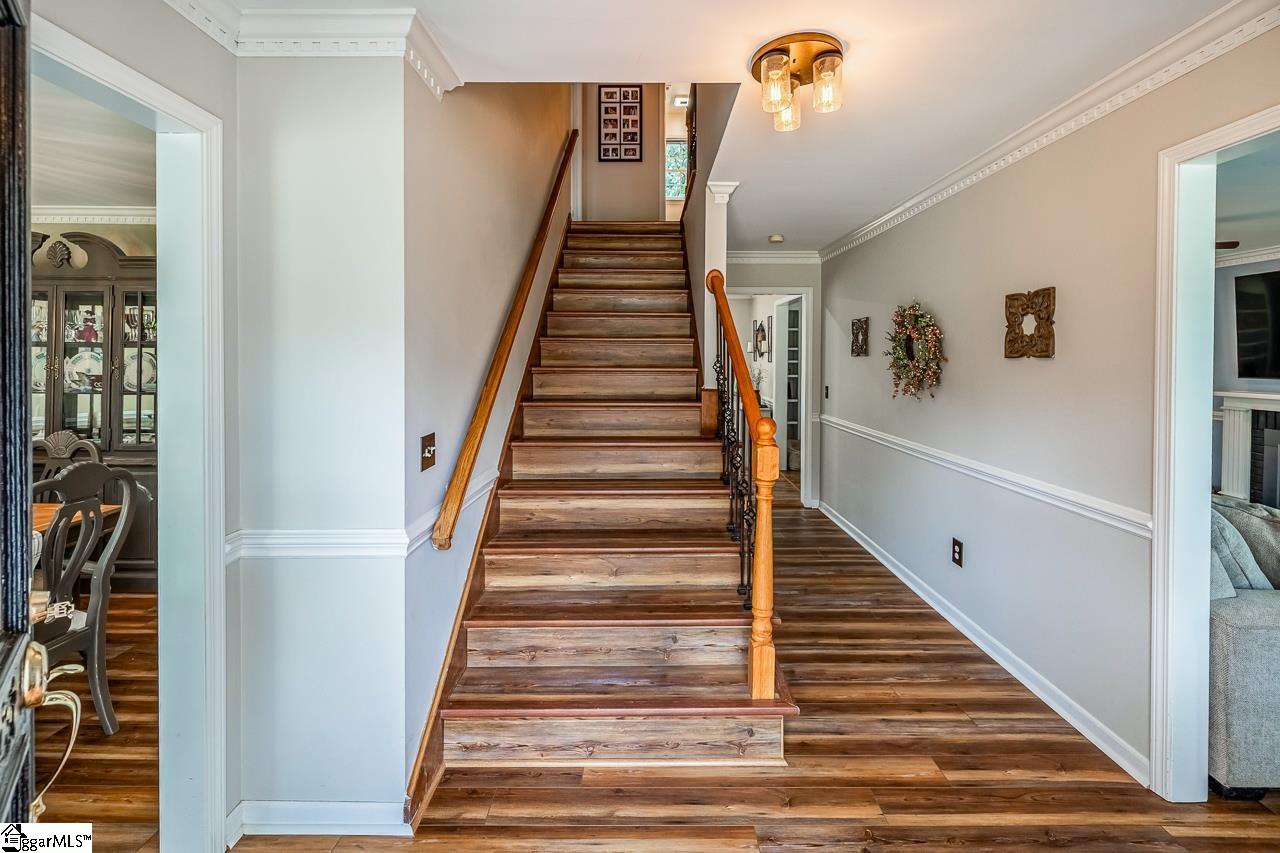 1012 Three Bridges Road