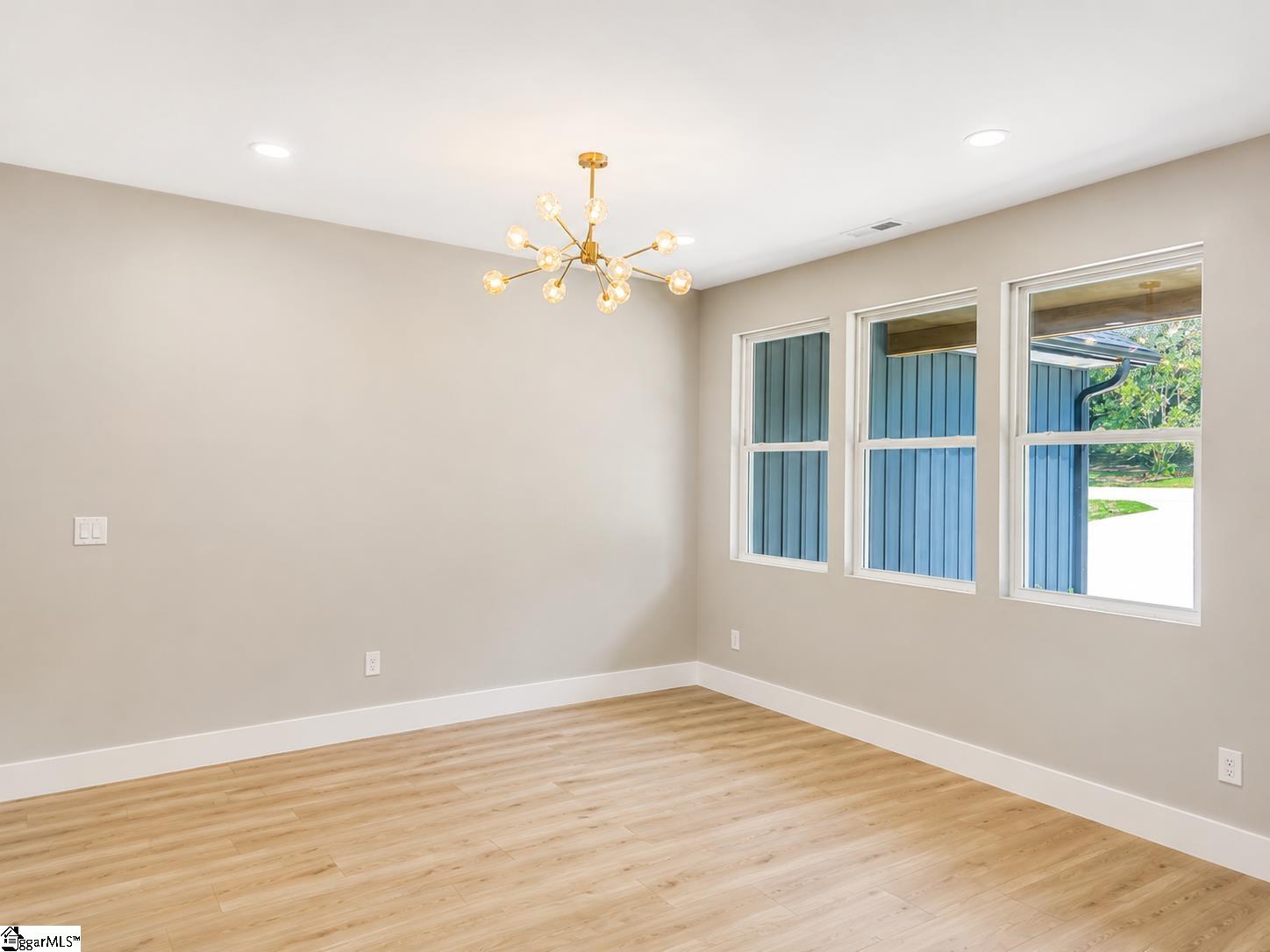 494 Skyline Drive