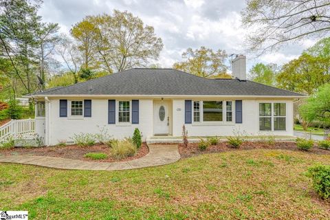 Photo of 200 Princeton Avenue, Greenville, SC 29607 (MLS # 1584087)