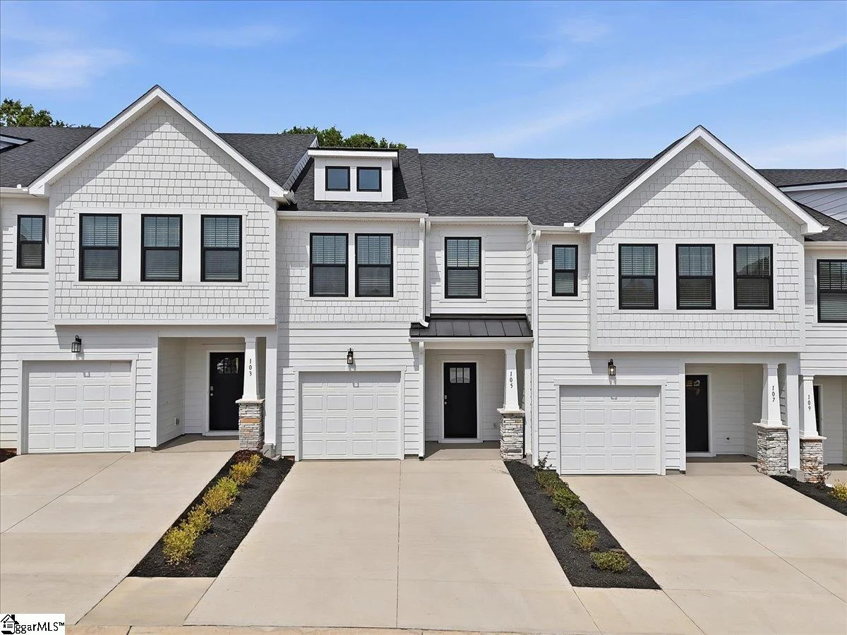 105 Redfield Place