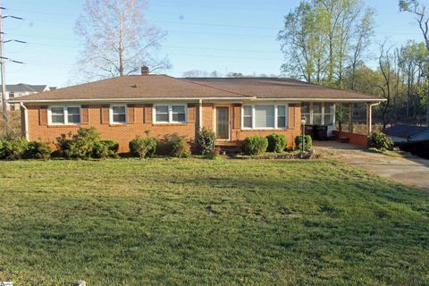 Photo of 24 Alice Farr Drive, Greenville, SC 29617 (MLS # 1586711)