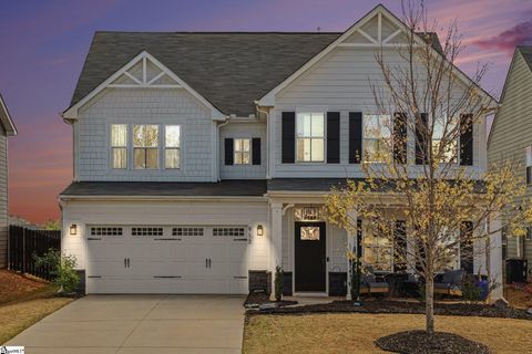 Photo of 913 St Elmo's Court, Duncan, SC 29334 (MLS # 1586296)