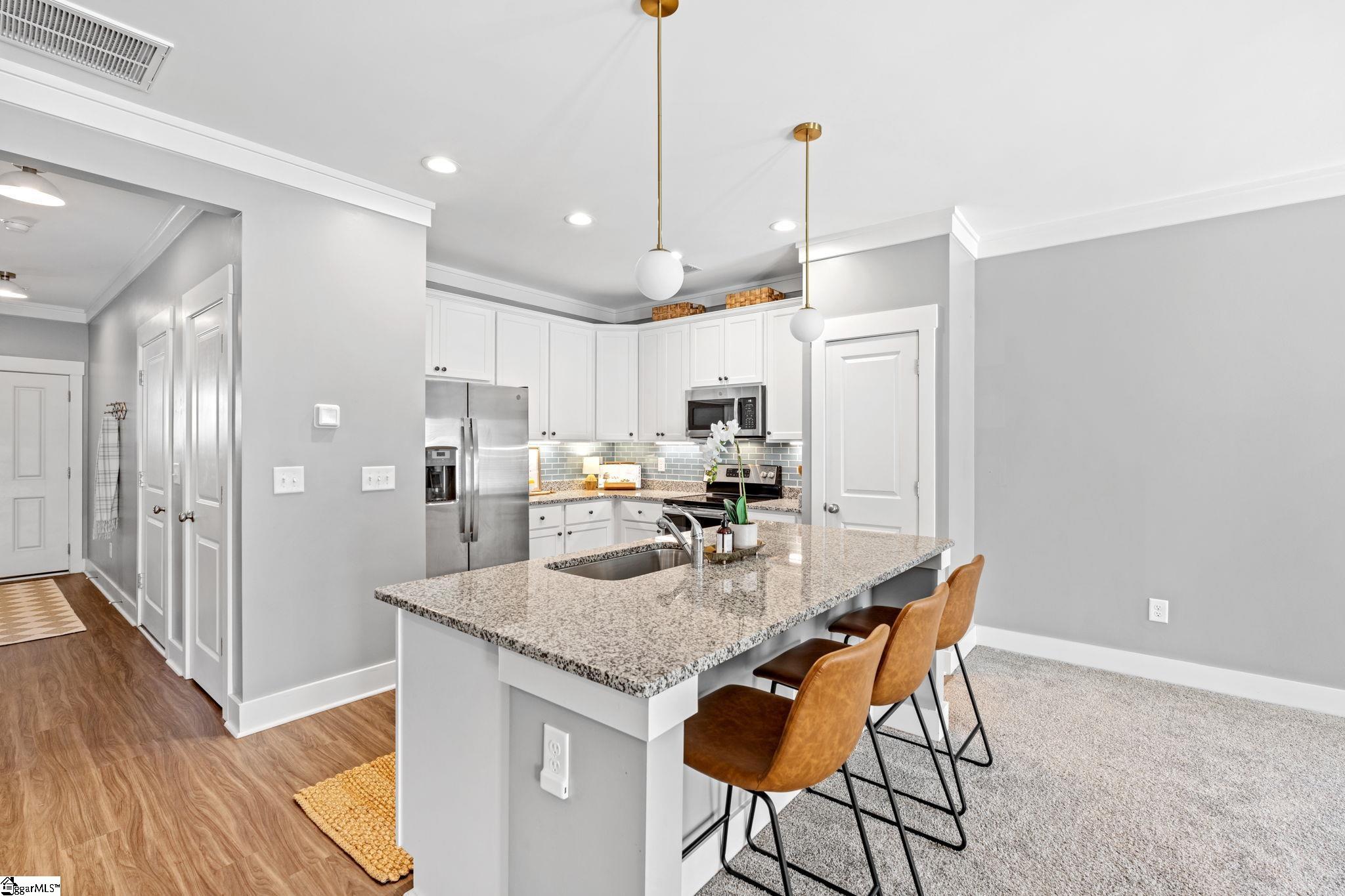 216 Button Willow Street