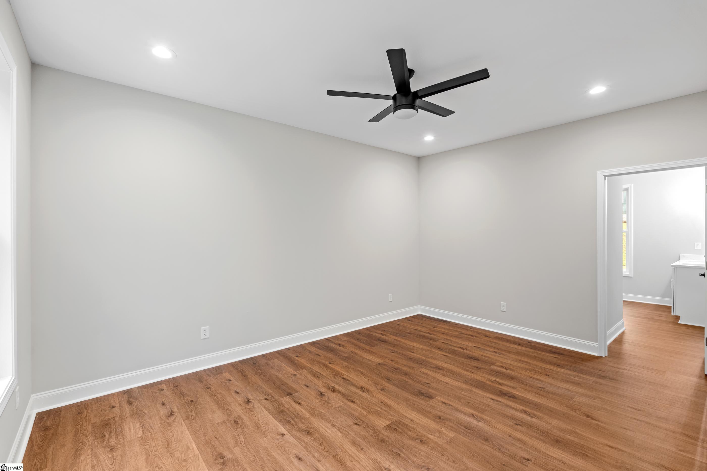 Greenville, South Carolina 29617, United States, 5 Bedrooms Bedrooms, ,4 BathroomsBathrooms,Residential,Active,225258