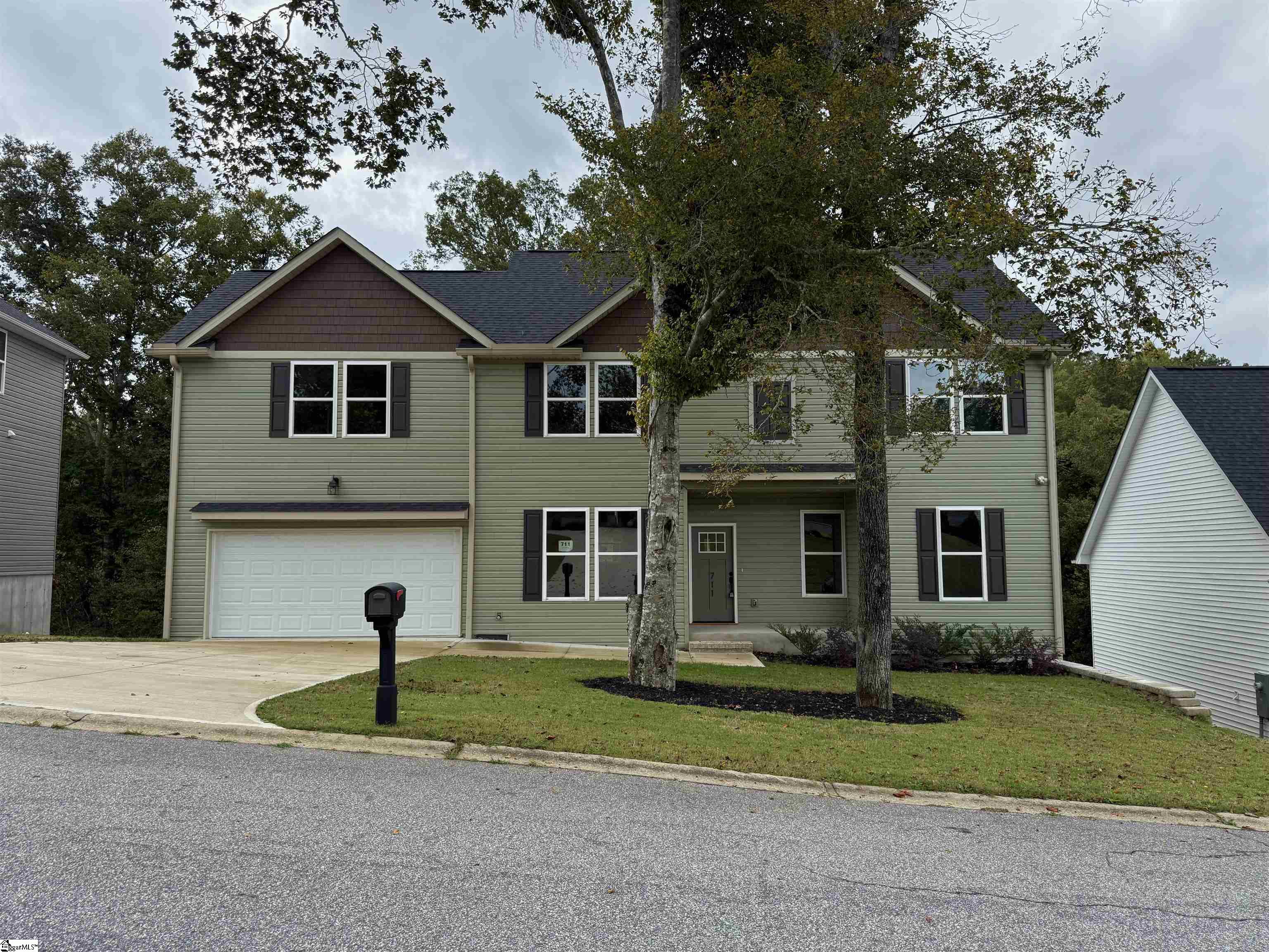 Greenville, South Carolina 29617, United States, 5 Bedrooms Bedrooms, ,4 BathroomsBathrooms,Residential,Active,225258 Greenville, South Carolina 29617, United States, 5 Bedrooms Bedrooms, ,4 BathroomsBathrooms,Residential,Active,225258