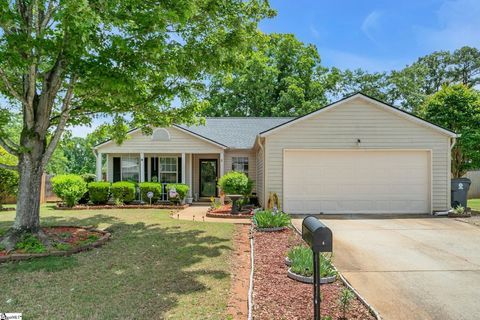 Photo of 8 Pasture Place, Simpsonville, SC 29681 (MLS # 1591183)