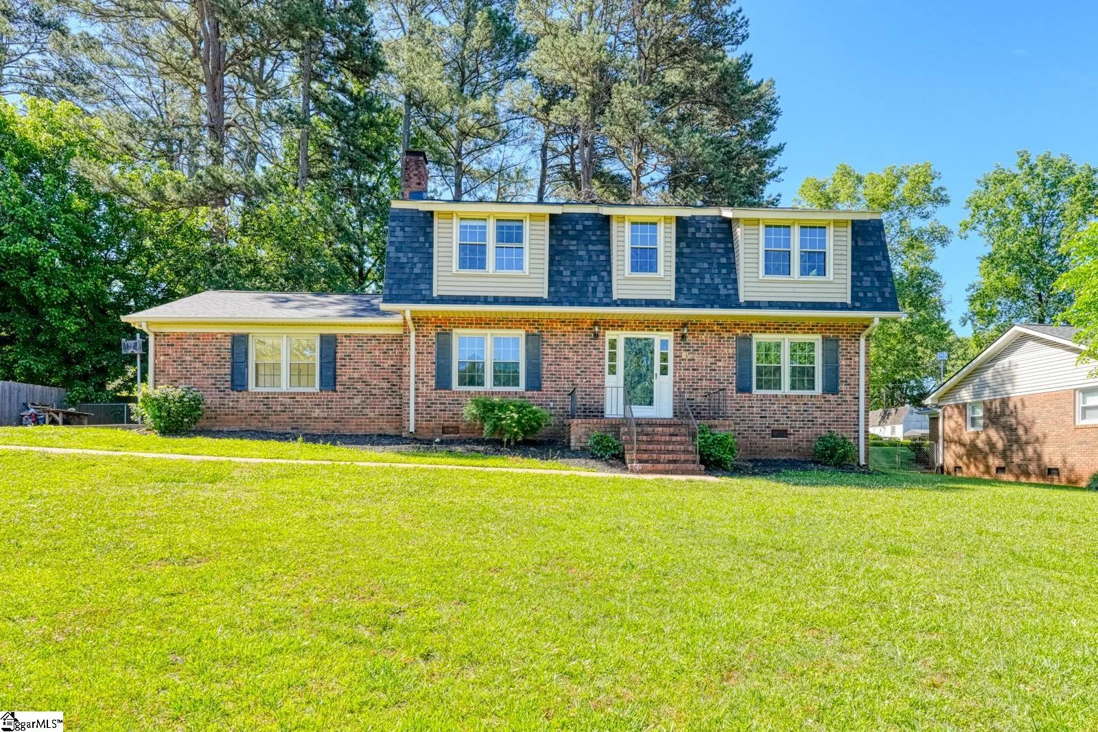 210 Oakmont Drive