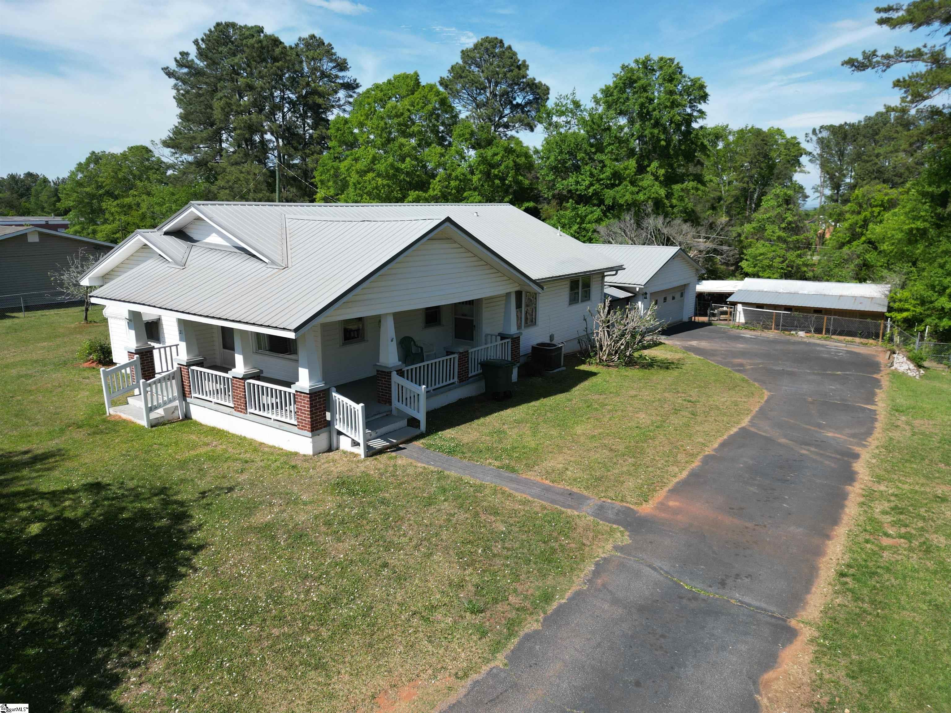 21 Jantzen Court