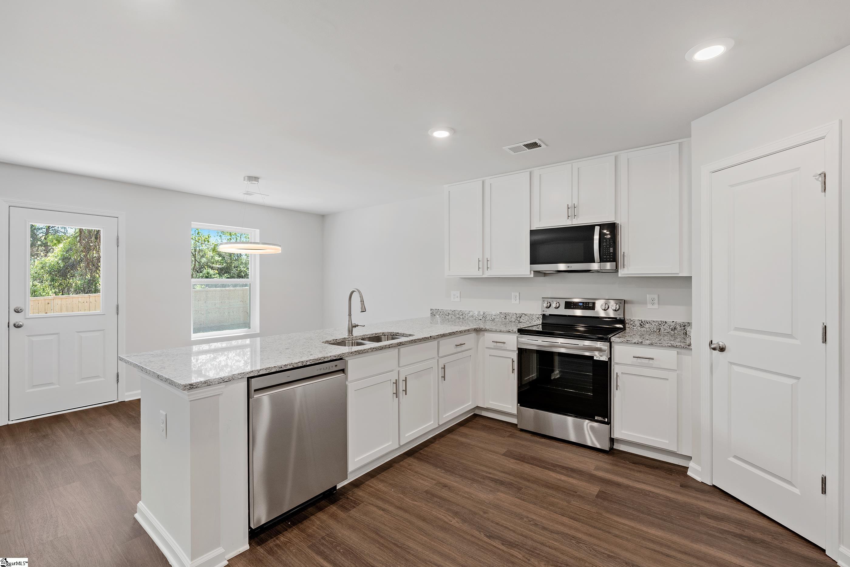 414 Kensington Circle