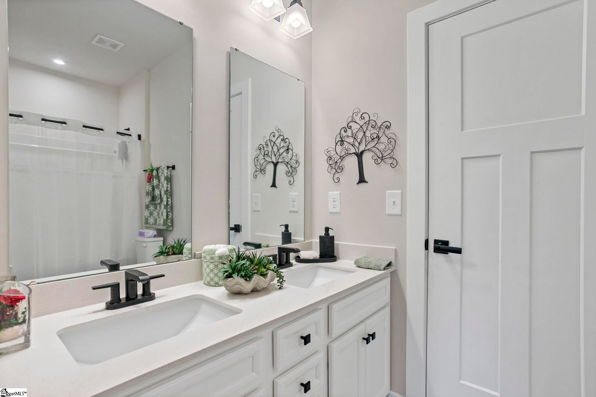 Real Estate Search 4 1553 Verdagris Lane
