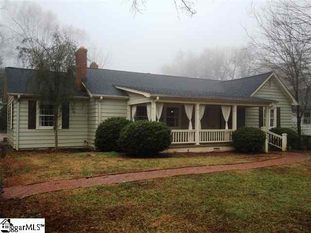 Photo 1 of 13 — 1405 N Main Street, Greenville, SC 29609