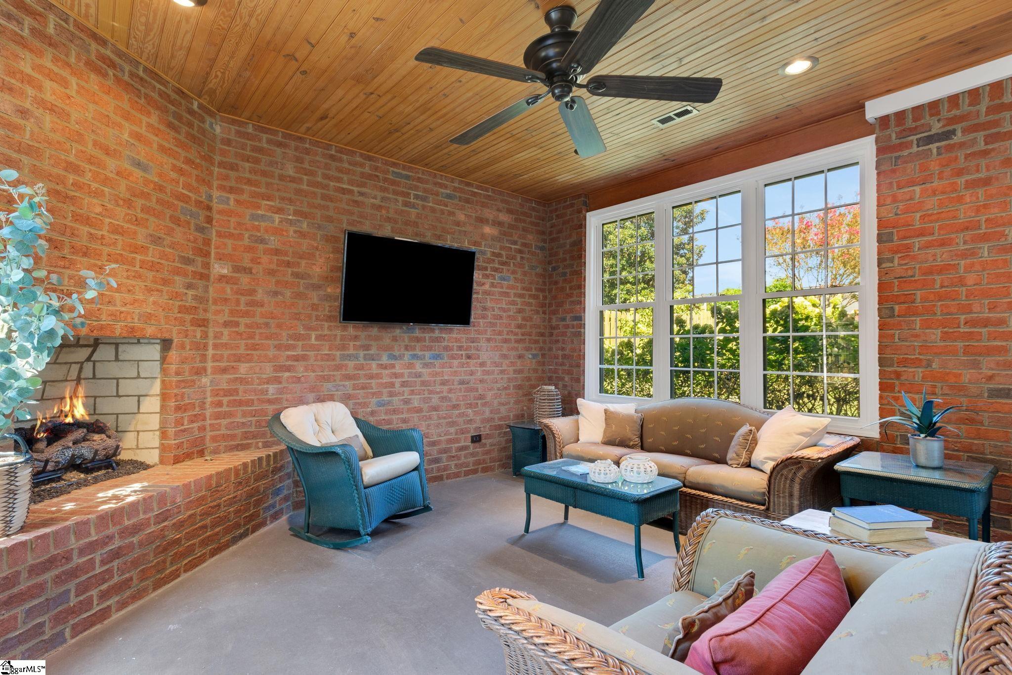 Greenville, South Carolina 29615, United States, 4 Bedrooms Bedrooms, ,4 BathroomsBathrooms,Residential,Active,240022