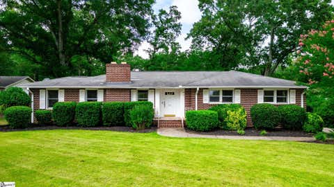 Photo of 611 Cherokee Drive, Greenville, SC 29615 (MLS # 1590555)
