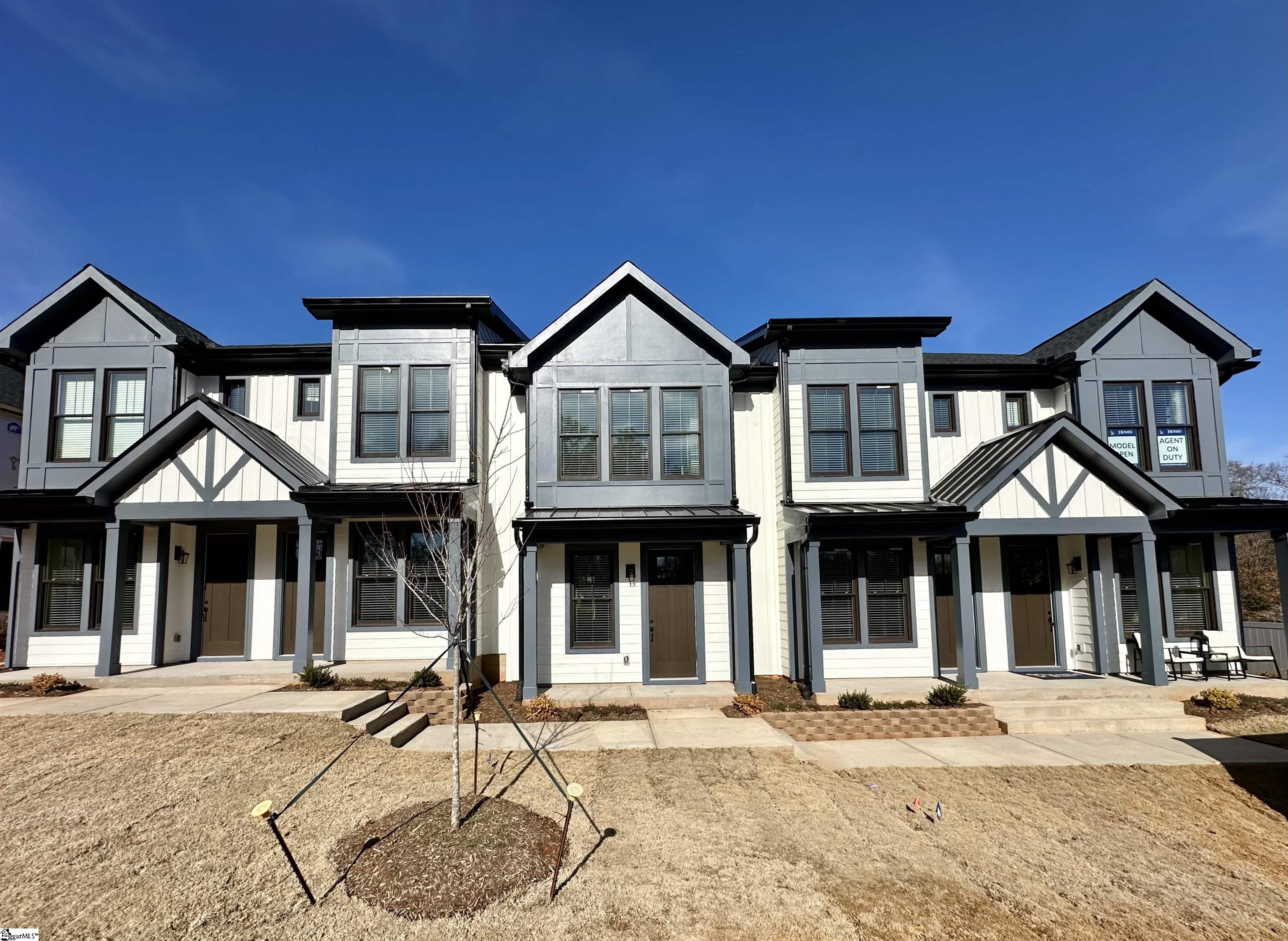 9 Hawthorne Lane Unit 105