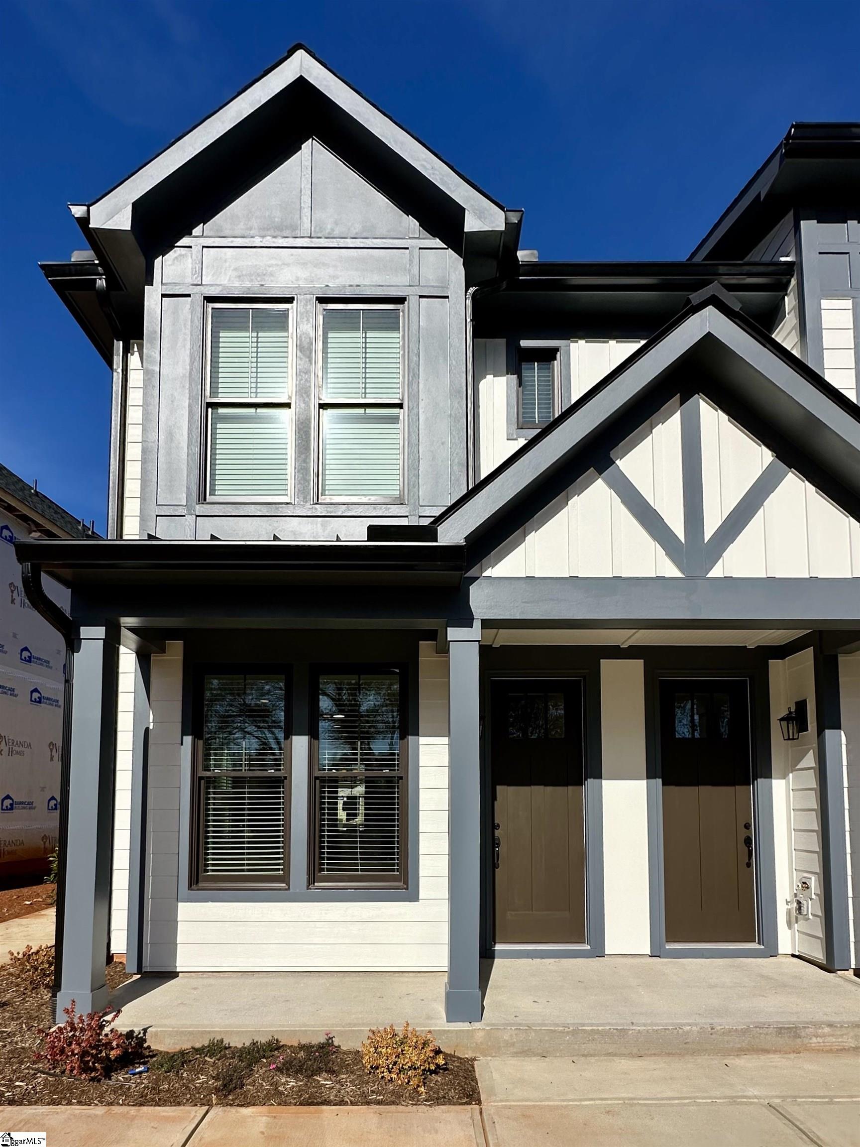 9 Hawthorne Lane Unit 105