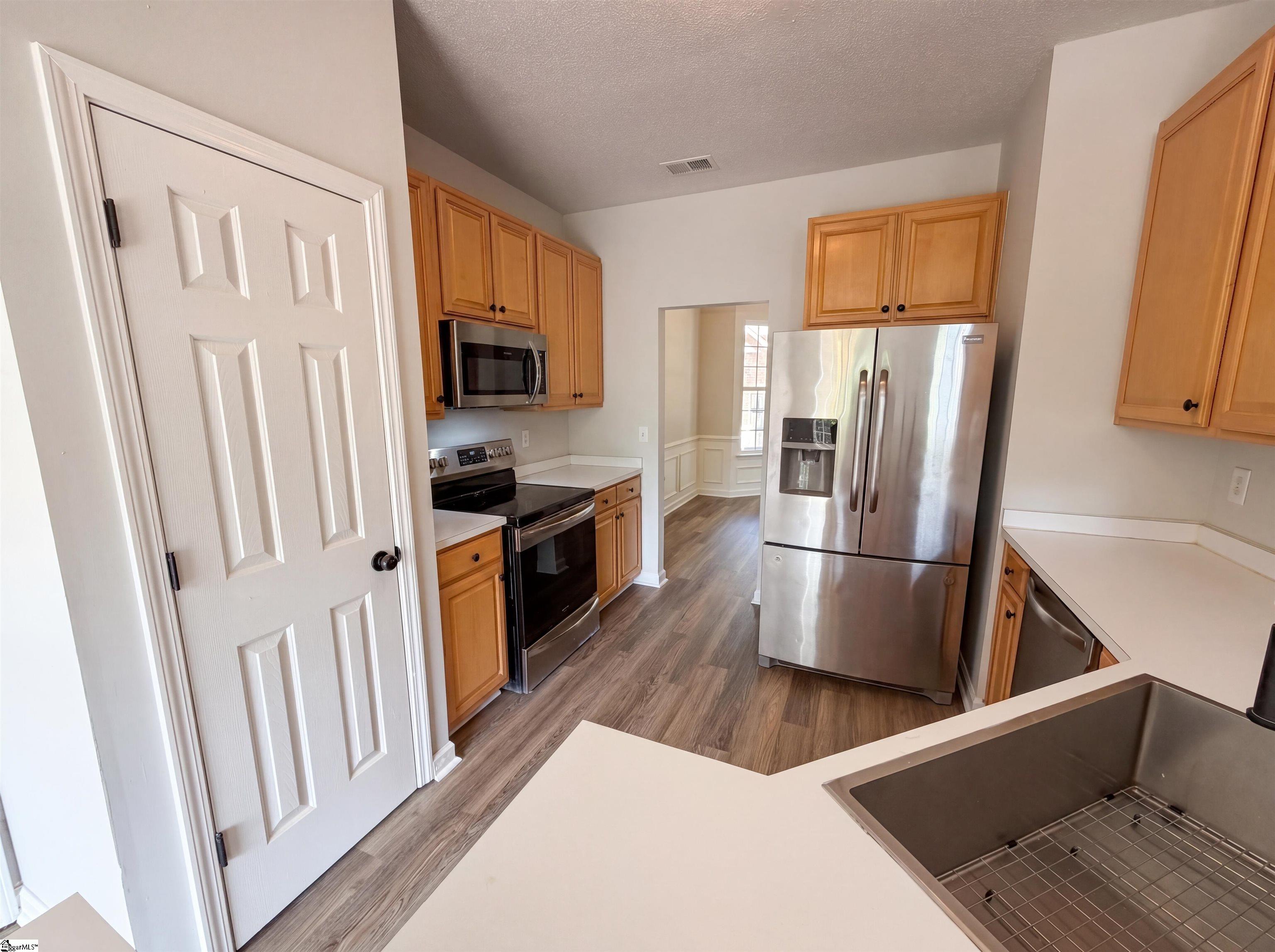9 Bluff Ridge Court