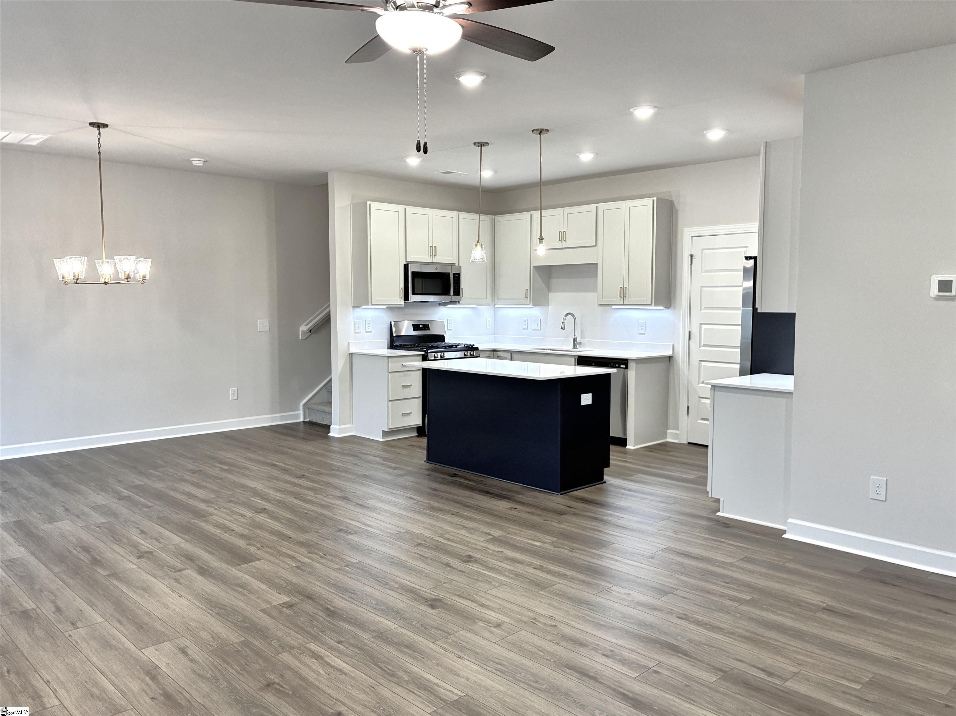 1438 Johnstone Drive