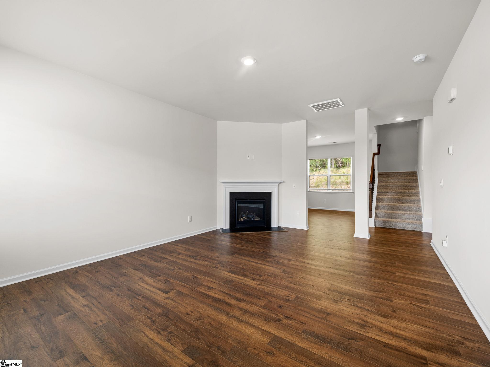 1441 Renoir Court