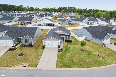 Photo of 2231 Hemming Way, Boiling Springs, SC 29316 (MLS # 1587350)