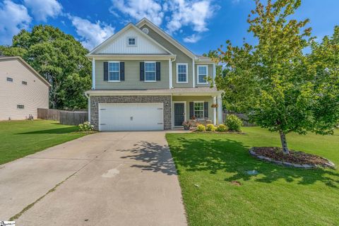 Photo of 719 Camberwell Road, Simpsonville, SC 29680 (MLS # 1597185)
