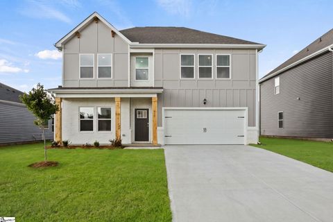 Photo of 612 Silver Fir Street, Piedmont, SC 29673 (MLS # 1596116)