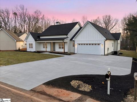 Photo of 3506 State Park Road, Greenville, SC 29609 (MLS # 1581687)