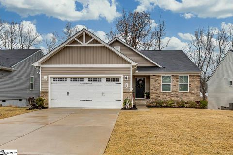 Photo of 28 Timberwild Drive, Greenville, SC 29605 (MLS # 1576558)