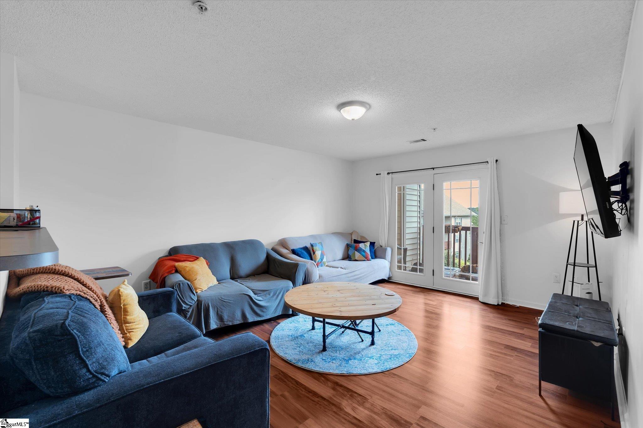 1412 Harts Ridge Drive