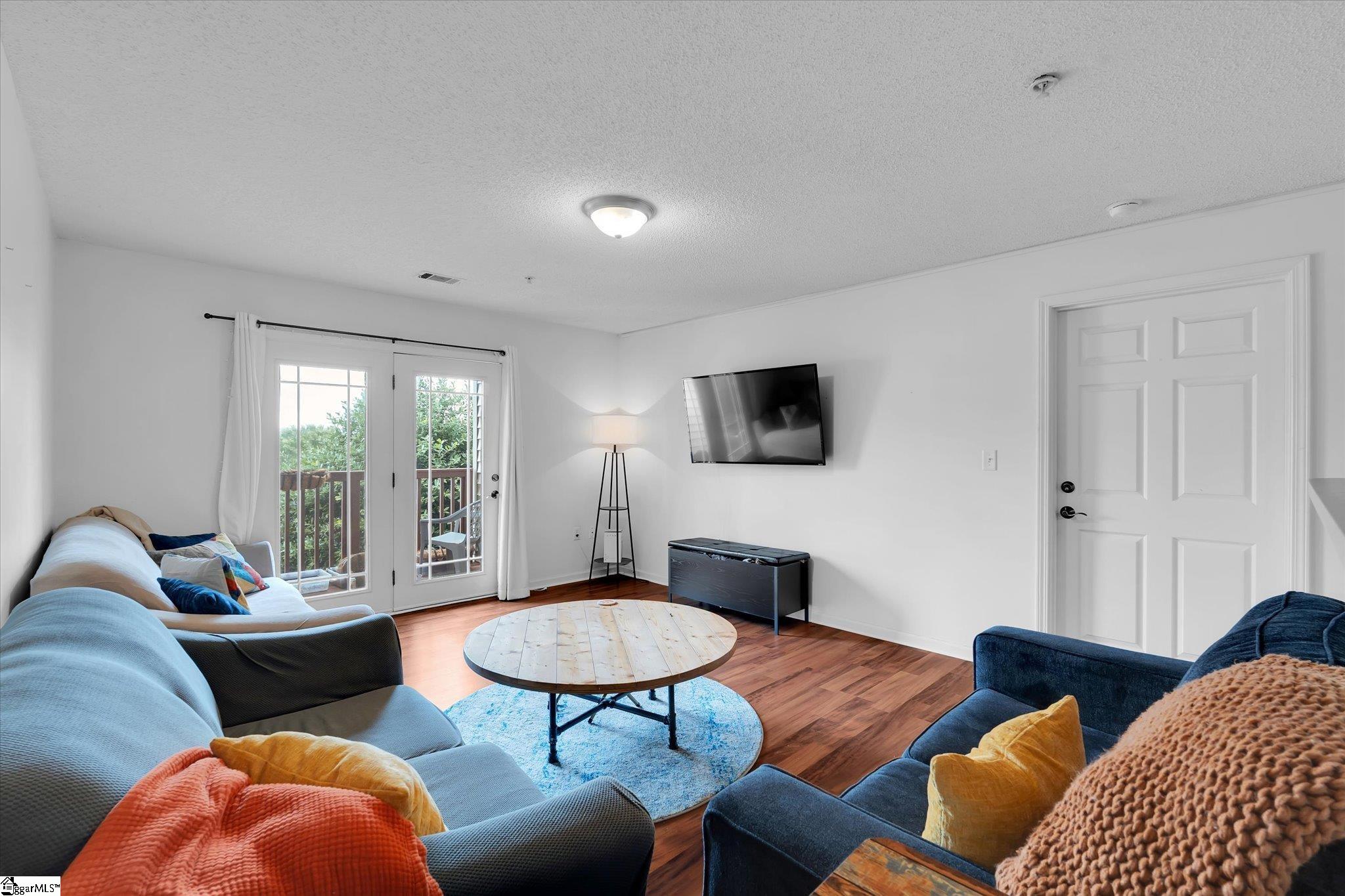 1412 Harts Ridge Drive