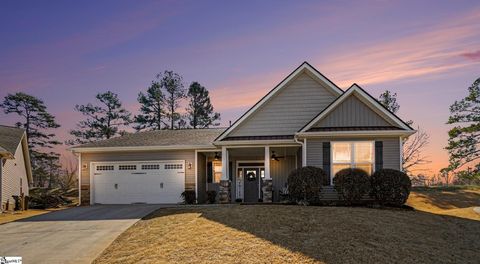 Photo of 5 Timbernotch Court, Taylors, SC 29687 (MLS # 1581938)